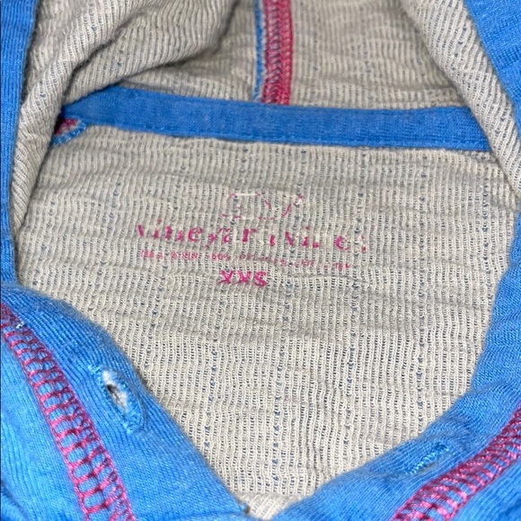 Vineyard Vines Hoodie - Picture 4 of 6